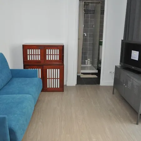 Faubourg Saint Martin Apartment