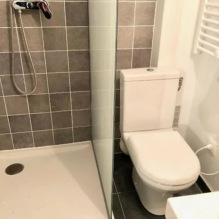 Appartement Faubourg Saint Martin Parijs